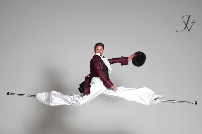 Jumper sur échasse